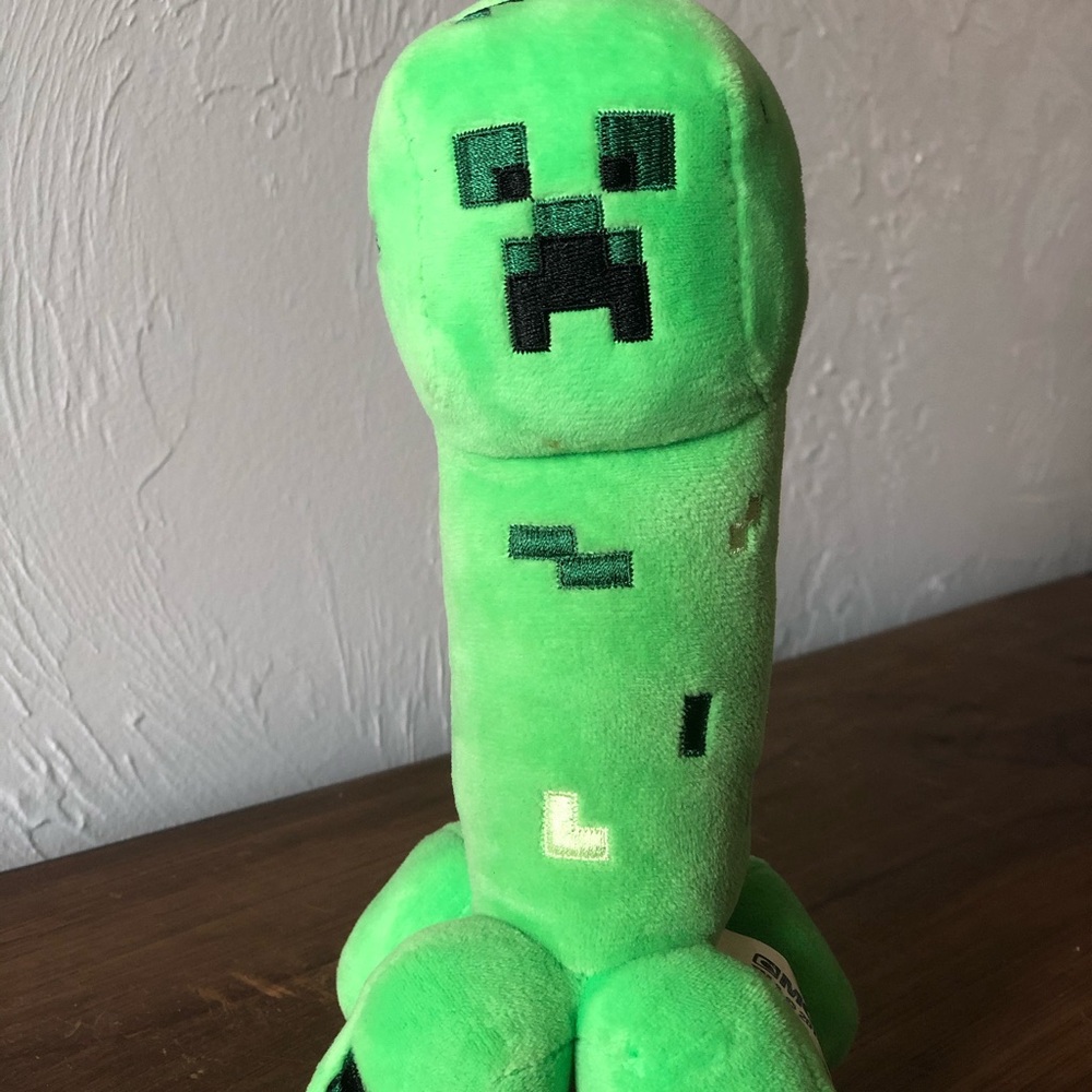 Minecraft- Creeper plushie